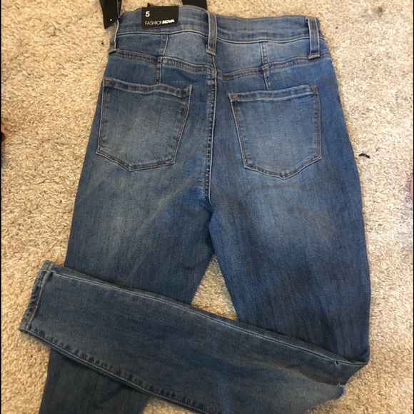 Fashion Nova High Rise denim - Picture 2 of 3